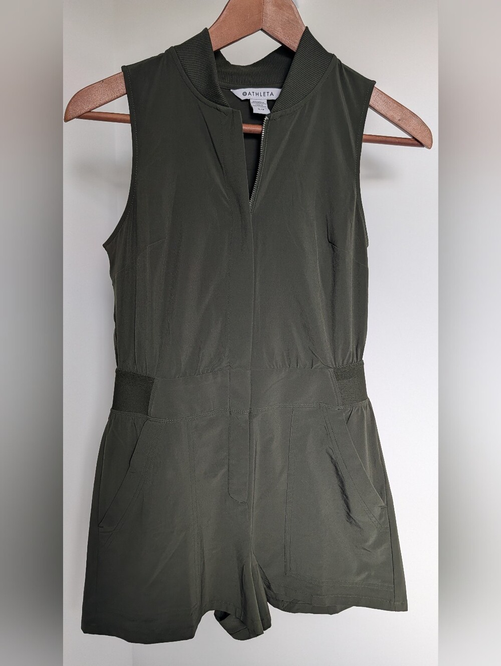 Athleta Women's Olive Green Sleeveless Jumpsuit